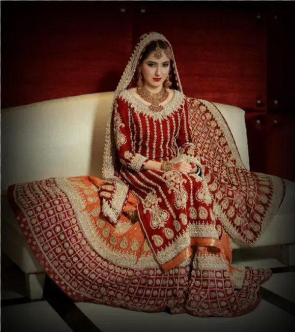 17 - Shaadi Lehnga
