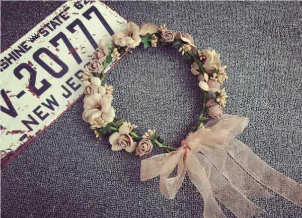 Women Faux Flower Hair Garland Headband Floral Wreath