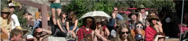 Couple Umbrella Header