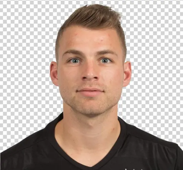 Julian Buescher