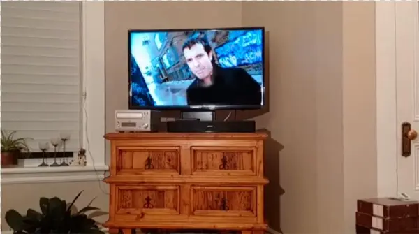 Tv Lift - Television