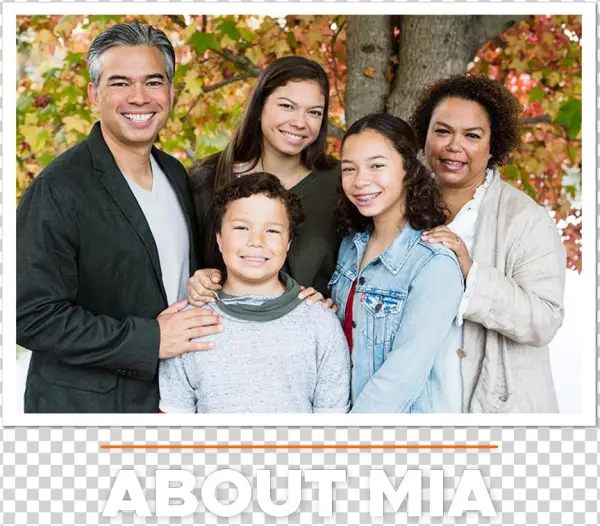 About Mia Banner2 - Portable Network Graphics
