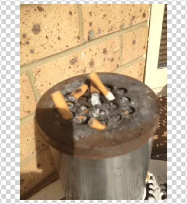 An Ashtray Sarah Described As "yuck - Cylinder