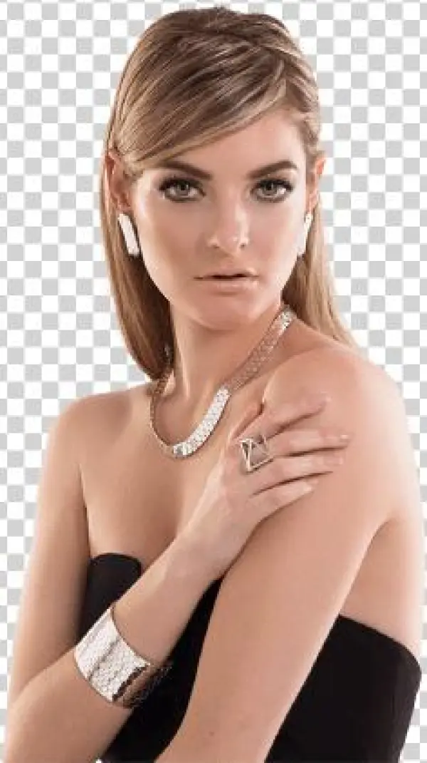 Descubre Las Mejores Piezas De Joyería Labradas A Mano - Photo Shoot