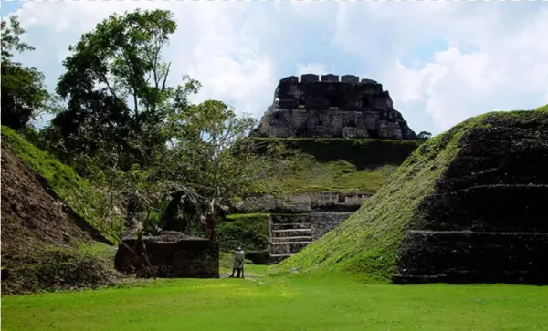 Caracal Mayan Ruins - Xunantunich