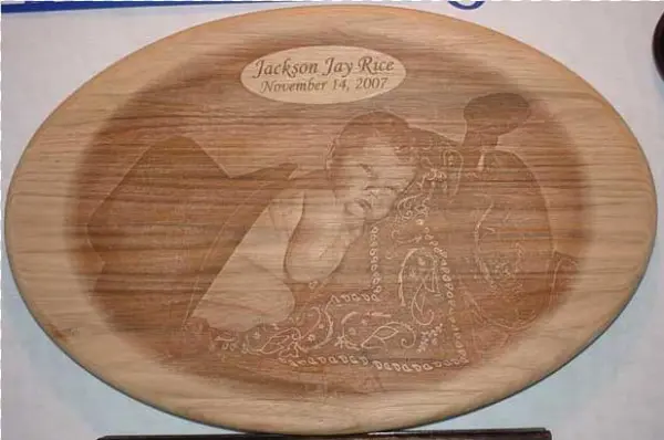 Butternut Oval Plaque - Plywood