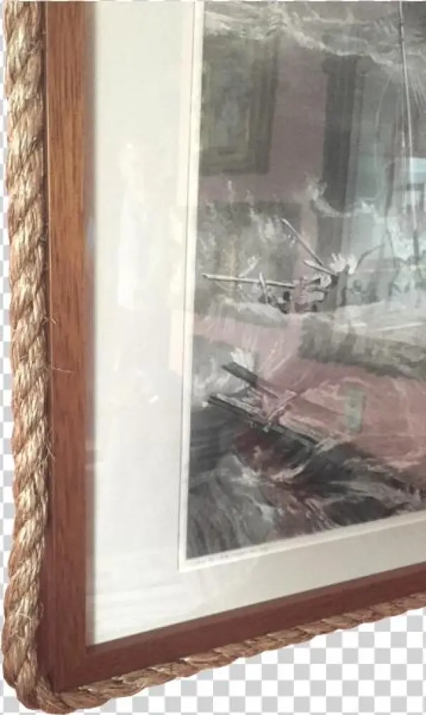 Shipwreck With Rope Framing - Room