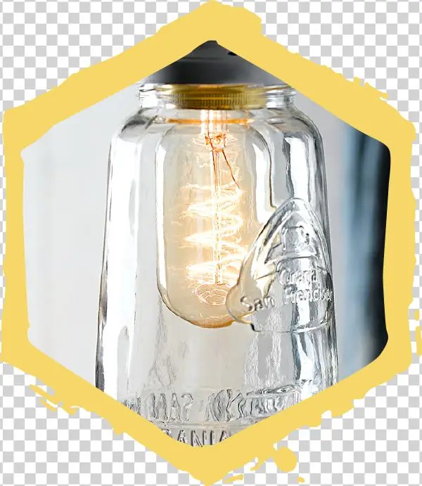 Colocar La Bombilla Y Enroscar Al Tarro De Cristal