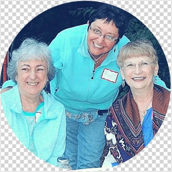 Ladies Enjoy The Picnic - Family