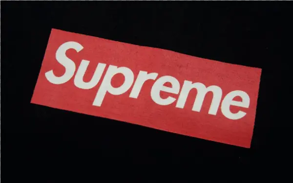 Supreme Plain Logo T, Shirt - Iphone 5 Case | Ebony Black Supreme | Slim Sleek Fit
